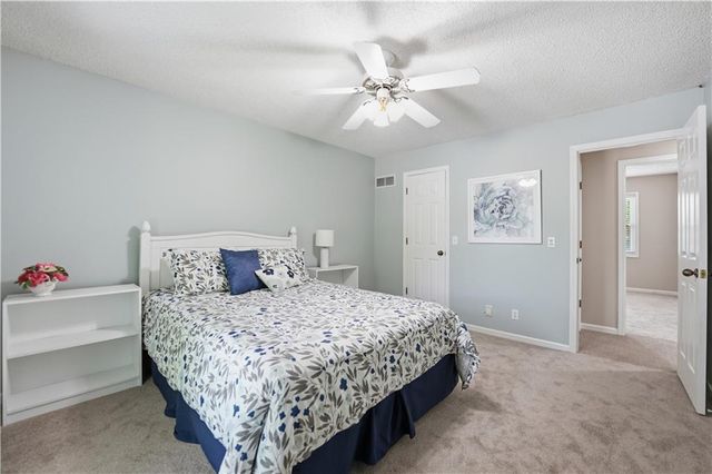 14220 S Brougham Drive, Olathe, KS 66062
