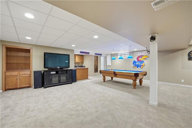 14220 S Brougham Drive, Olathe, KS 66062