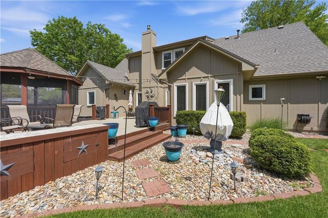 14220 S Brougham Drive, Olathe, KS 66062