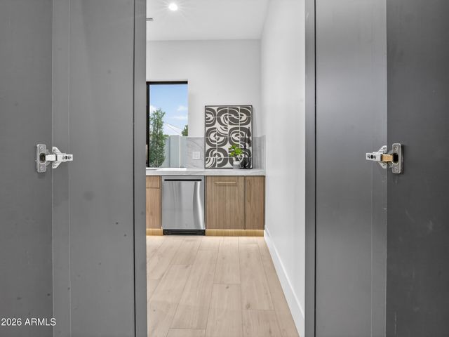 8331 E Mariposa Drive, Scottsdale, AZ 85251