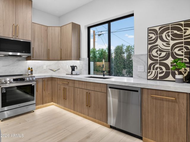 8331 E Mariposa Drive, Scottsdale, AZ 85251