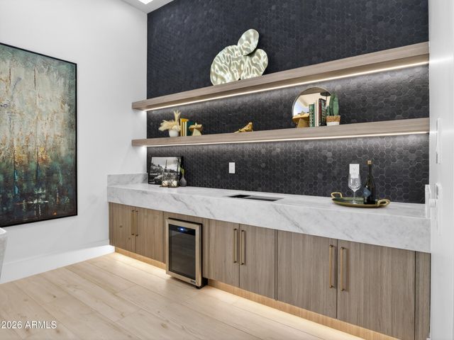 8331 E Mariposa Drive, Scottsdale, AZ 85251