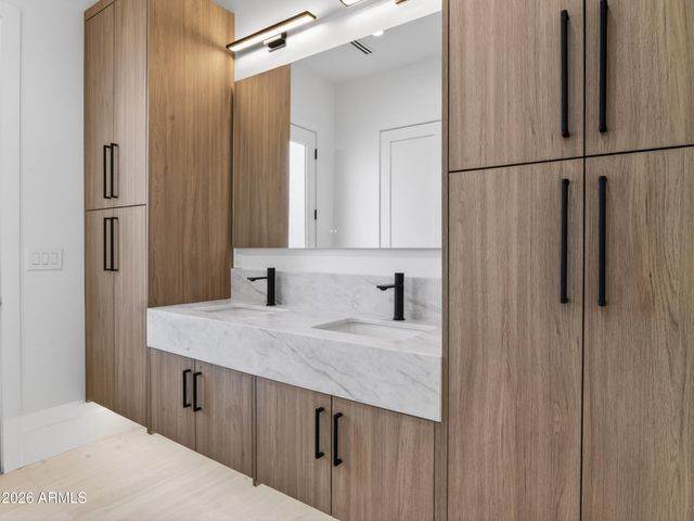 8331 E Mariposa Drive, Scottsdale, AZ 85251