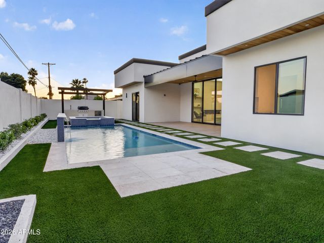8331 E Mariposa Drive, Scottsdale, AZ 85251