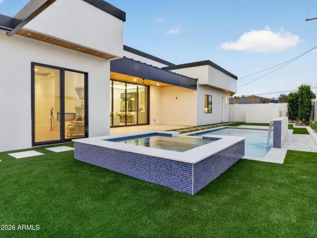 8331 E Mariposa Drive, Scottsdale, AZ 85251