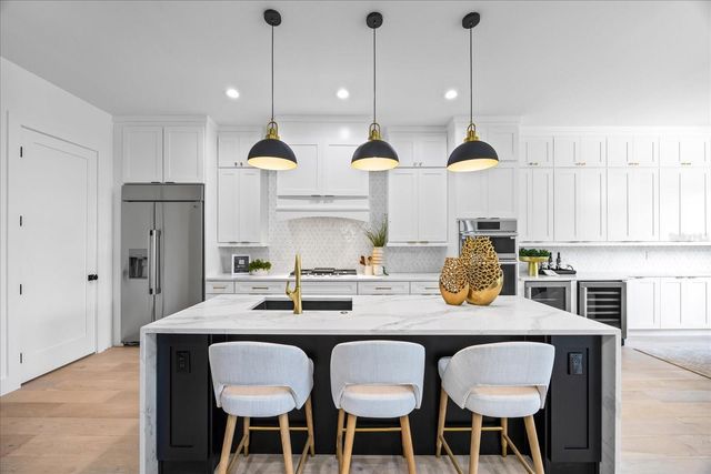 3601 W PLATT STREET, Tampa, FL 33609