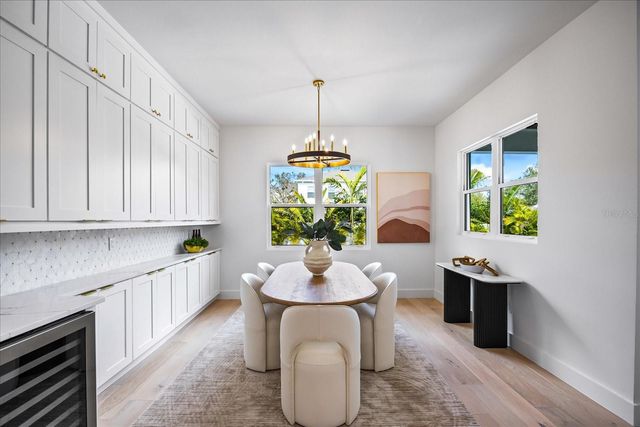 3601 W PLATT STREET, Tampa, FL 33609