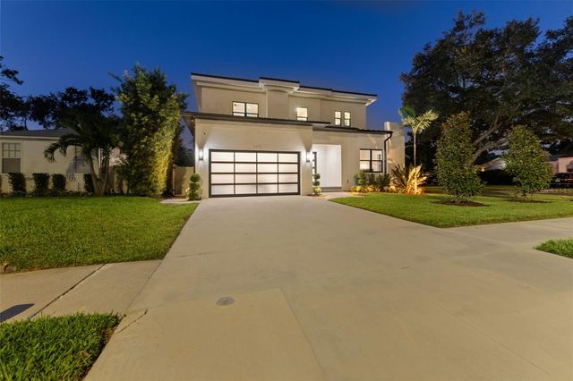 3601 W PLATT STREET, Tampa, FL 33609