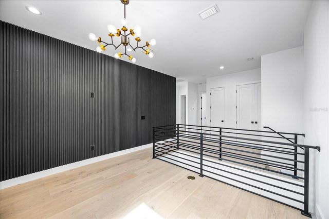 3601 W PLATT STREET, Tampa, FL 33609