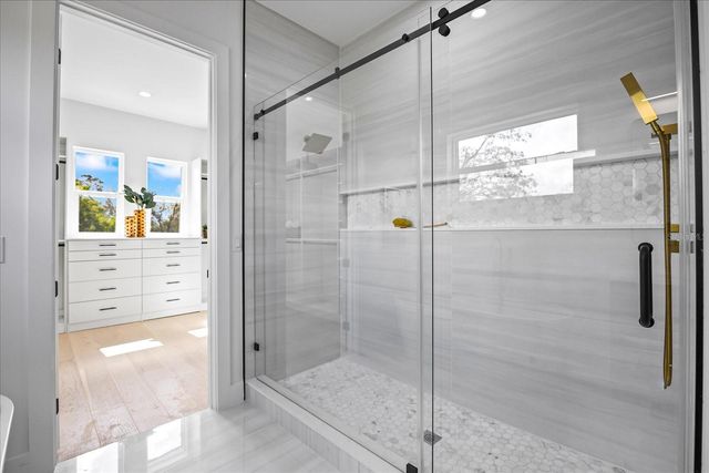 3601 W PLATT STREET, Tampa, FL 33609