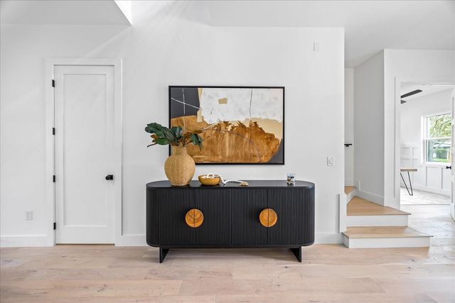 3601 W PLATT STREET, Tampa, FL 33609