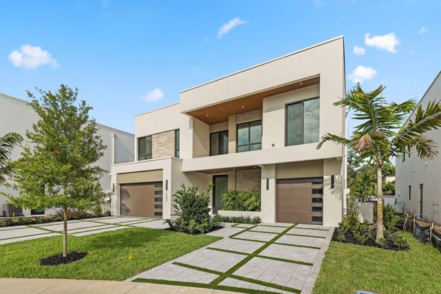 16702 Mosaic Place, Delray Beach, FL 33446