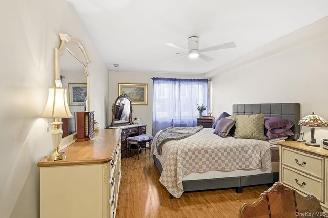 24 Carhart Avenue 217, White Plains, NY 10605