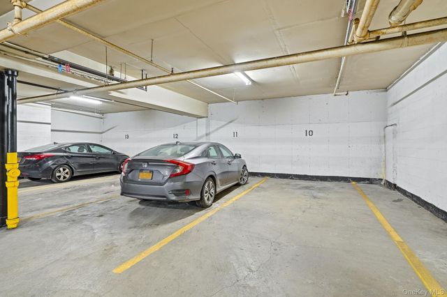 24 Carhart Avenue 217, White Plains, NY 10605