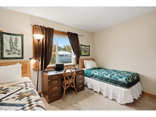 1807 Columbia St, Hood River, OR 97031