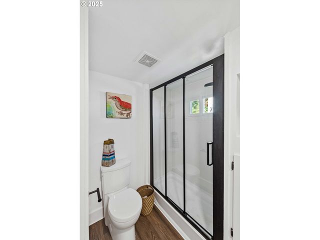 93685 MCKENNA Ln, Coos Bay, OR 97420