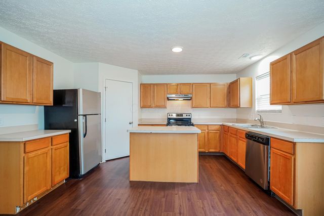 5388 Englecrest Drive, Canal Winchester, OH 43110