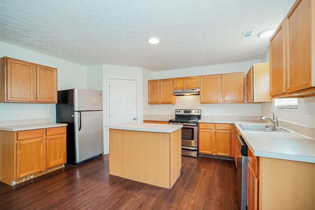 5388 Englecrest Drive, Canal Winchester, OH 43110