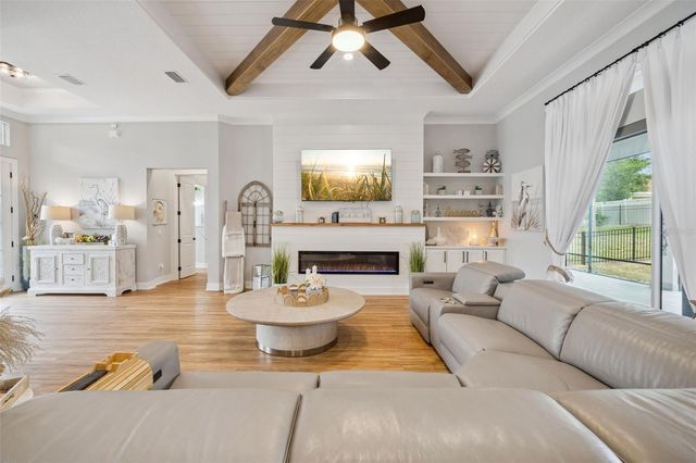 221 TWO LAKES LANE, Eustis, FL 32726