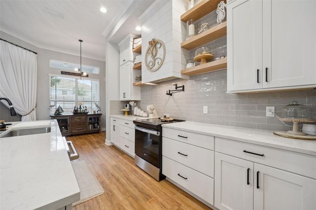 221 TWO LAKES LANE, Eustis, FL 32726