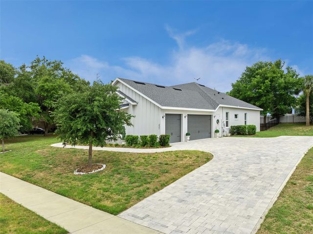 221 TWO LAKES LANE, Eustis, FL 32726