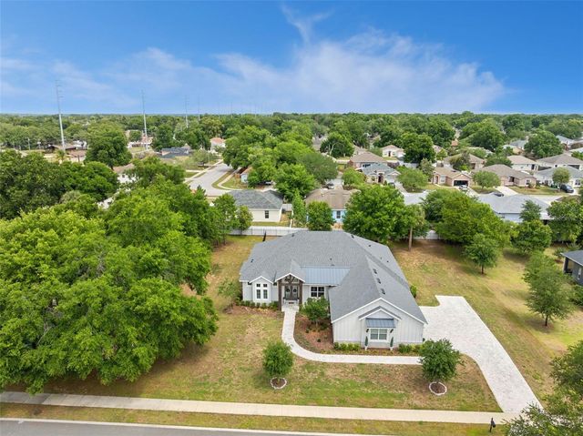 221 TWO LAKES LANE, Eustis, FL 32726