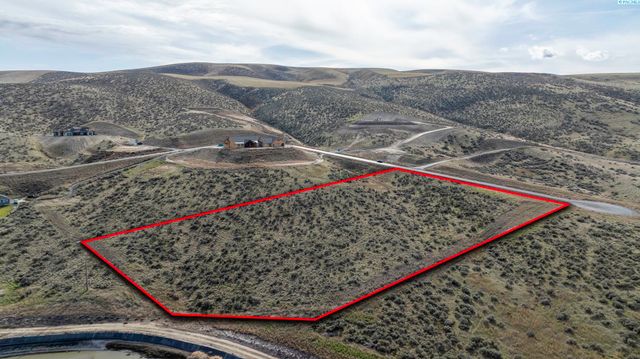 72810 Homestead Rd, Kennewick, WA 99338