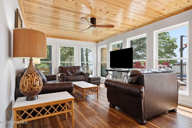 32 & 35 S Teachs Point Road, Bath, NC 27808