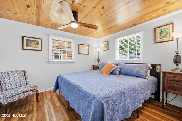 32 & 35 S Teachs Point Road, Bath, NC 27808