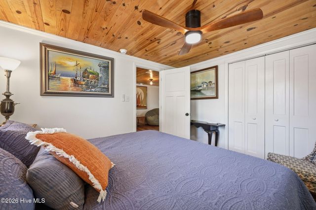 32 & 35 S Teachs Point Road, Bath, NC 27808