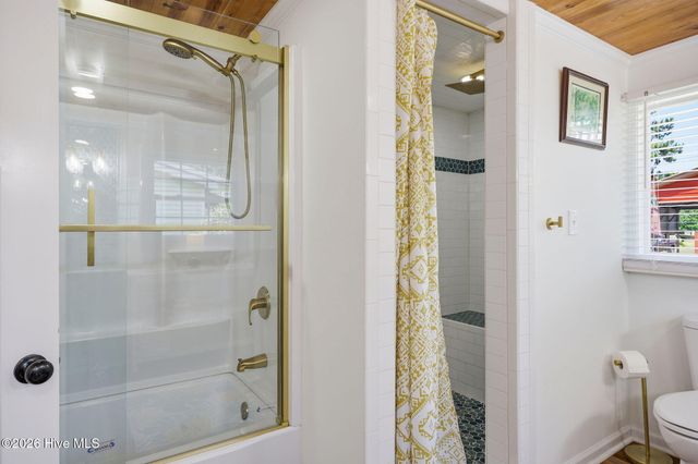 32 & 35 S Teachs Point Road, Bath, NC 27808