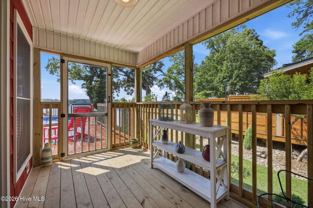 32 & 35 S Teachs Point Road, Bath, NC 27808