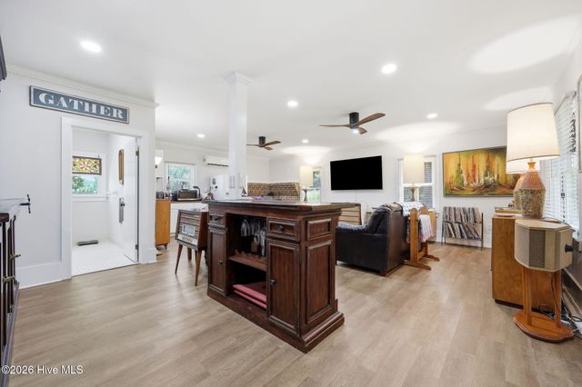 32 & 35 S Teachs Point Road, Bath, NC 27808