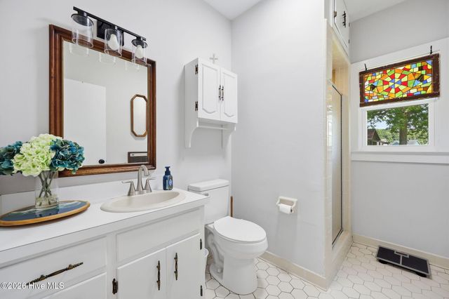32 & 35 S Teachs Point Road, Bath, NC 27808