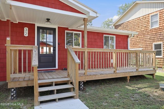 32 & 35 S Teachs Point Road, Bath, NC 27808
