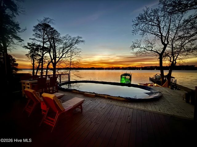 32 & 35 S Teachs Point Road, Bath, NC 27808