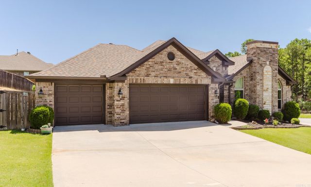 102 Majestic Circle, Maumelle, AR 72113