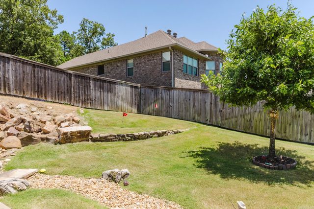 102 Majestic Circle, Maumelle, AR 72113