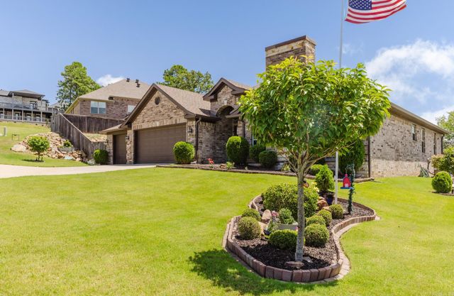 102 Majestic Circle, Maumelle, AR 72113