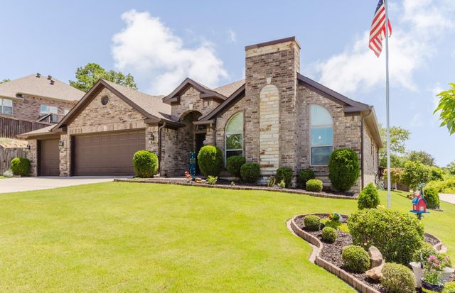 102 Majestic Circle, Maumelle, AR 72113