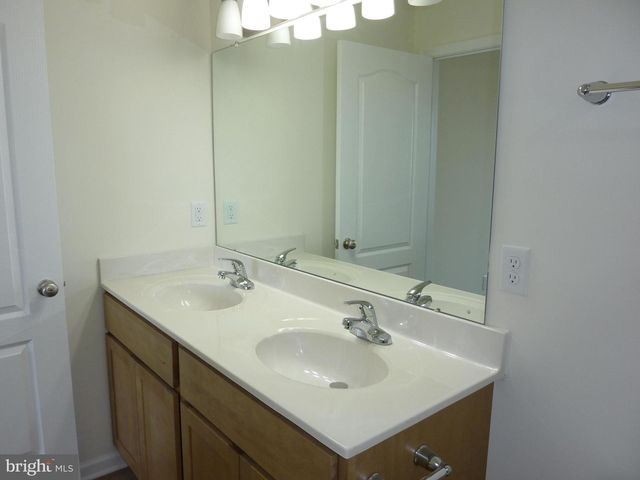 256 DOYLESTOWN RD, Smyrna, DE 19977