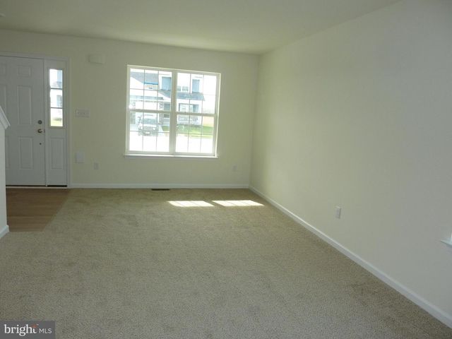 256 DOYLESTOWN RD, Smyrna, DE 19977