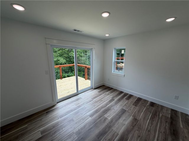 916 N Sang Avenue B, Fayetteville, AR 72701