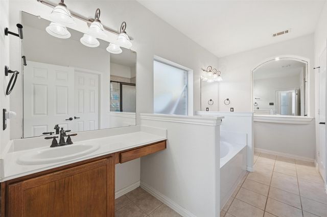 2319 Goshawk Street, Grand Prairie, TX 75052