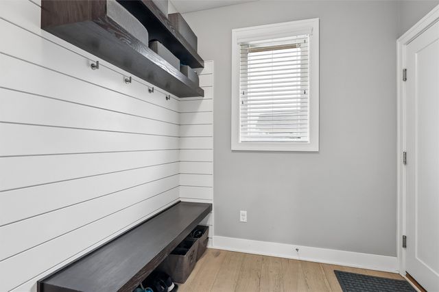 1606 NE Hillside Court, Ankeny, IA 50021