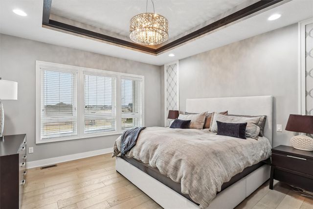 1606 NE Hillside Court, Ankeny, IA 50021