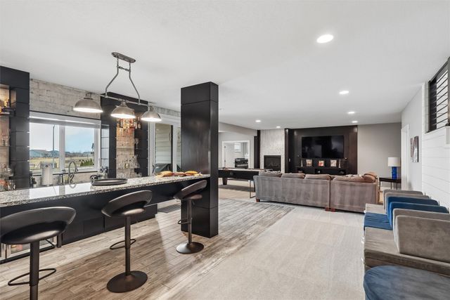 1606 NE Hillside Court, Ankeny, IA 50021