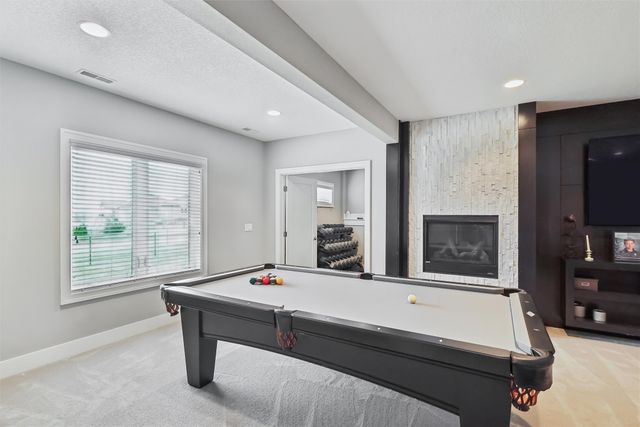 1606 NE Hillside Court, Ankeny, IA 50021