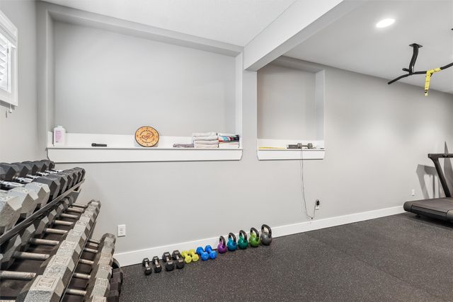 1606 NE Hillside Court, Ankeny, IA 50021