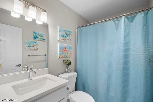 191 Abbey LN, North Fort Myers, FL 33917